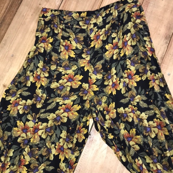 Free People Floral pants - Picture 2 of 3